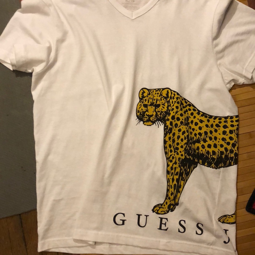 Guess leopard tee